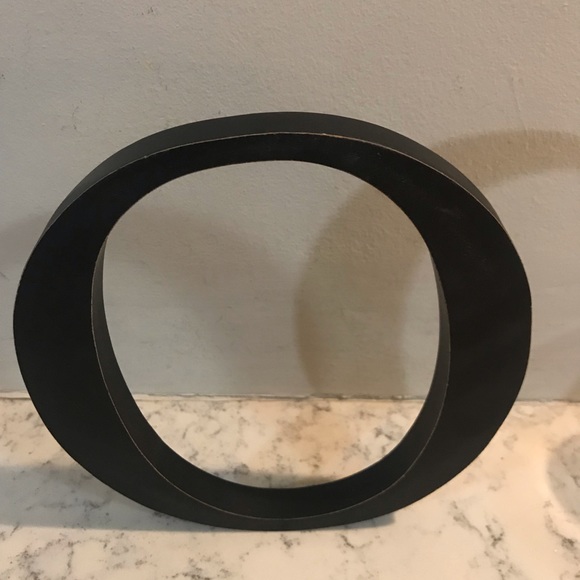 Decorative wooden “O” - Picture 2 of 5